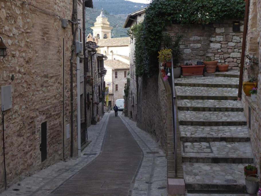 La Cantina Dei Cappuccini Spello Exterior foto